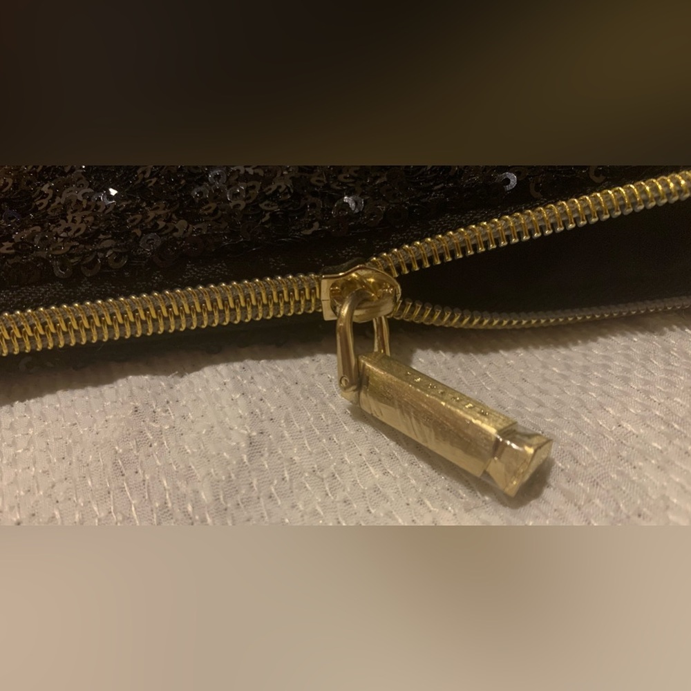 KESTREL Black Sequin Sparkling Make up bag NWOT - Picture 6 of 9